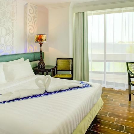 Vitalis White Sands Vigan Exteriör bild