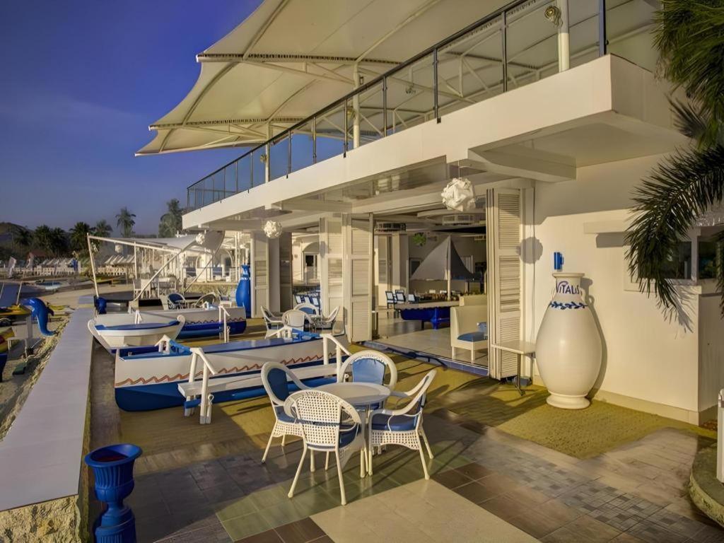 Vitalis White Sands Vigan Exteriör bild